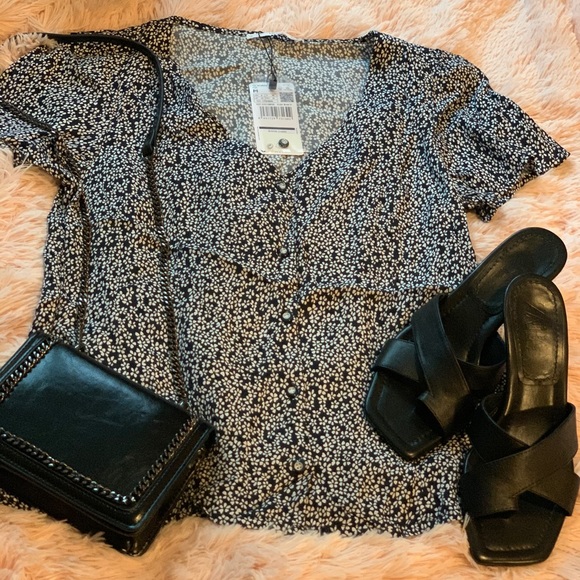 Mango Flower Printed Buttoned Blouse - Picture 5 of 7